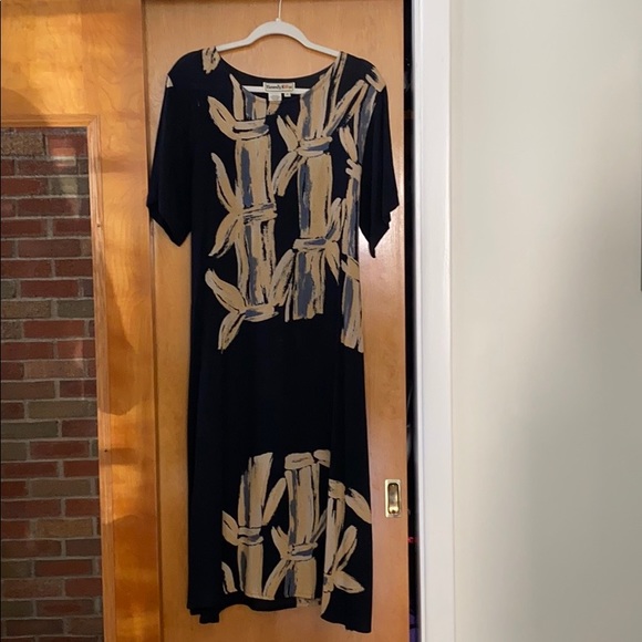 Beverly Rose Long tie Dress - Picture 1 of 3